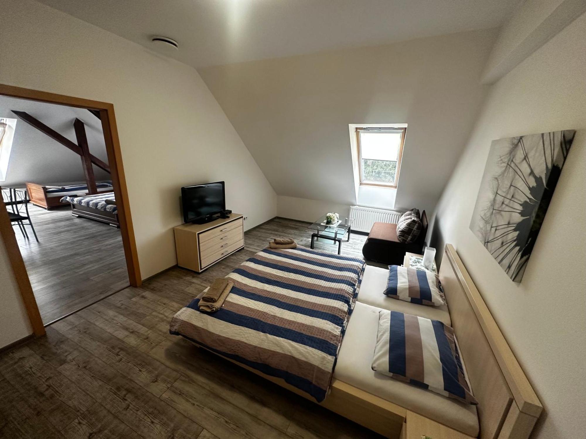 Penzion-Hutira Relax Club Handlová Zewnętrze zdjęcie