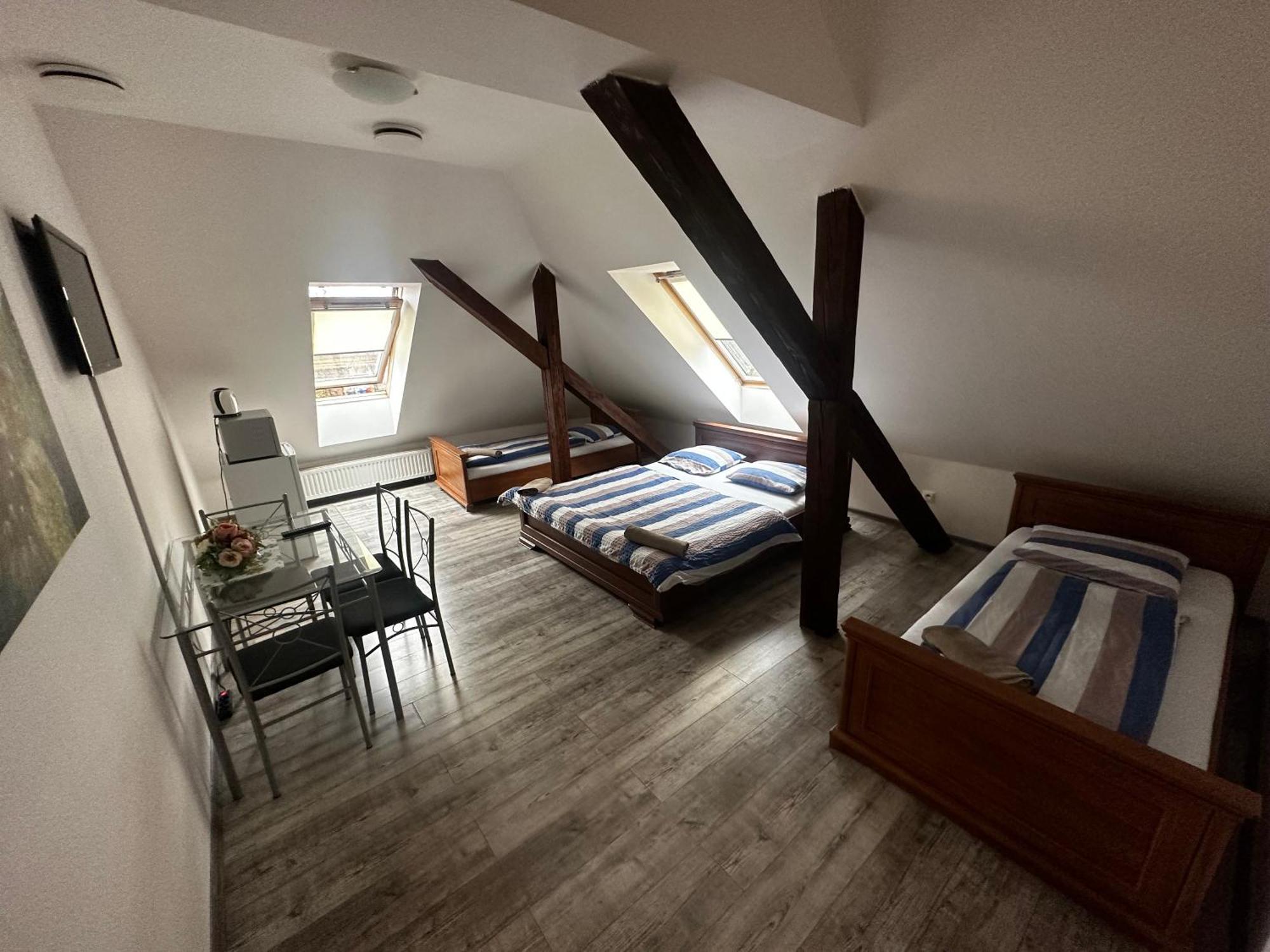 Penzion-Hutira Relax Club Handlová Zewnętrze zdjęcie